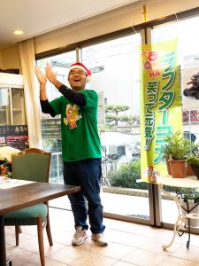 「笑いヨガ」の体験会