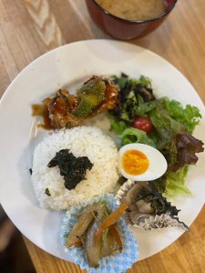 カナムカフェ　野菜たっぷりランチ